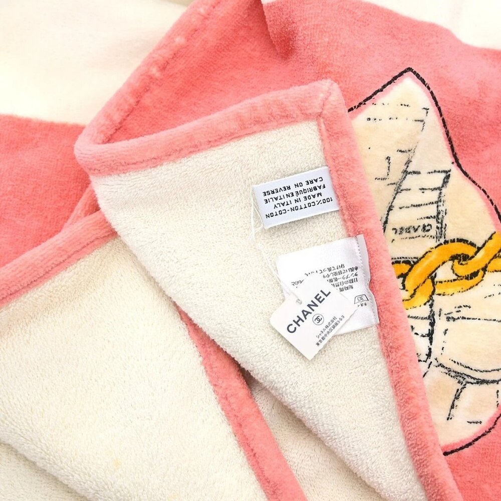 Chanel Valentine Beach Towel Pink Small Good 142997 - Picture 4 of 4
